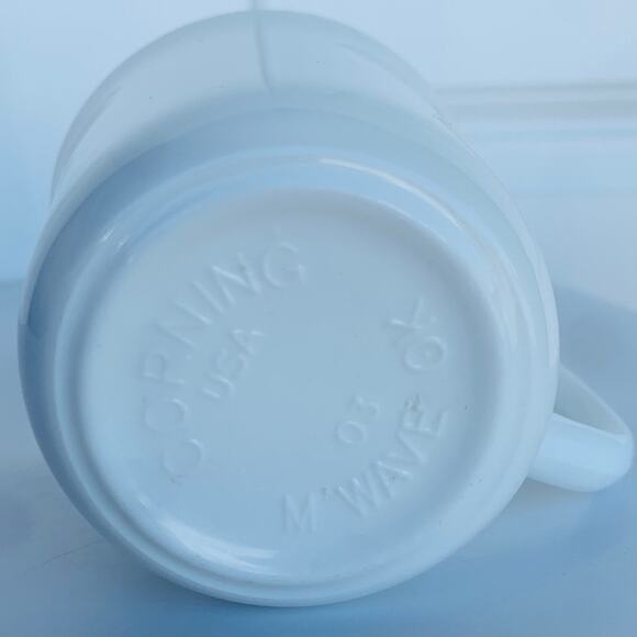 Vintage Corning Mug - Picture 5 of 6